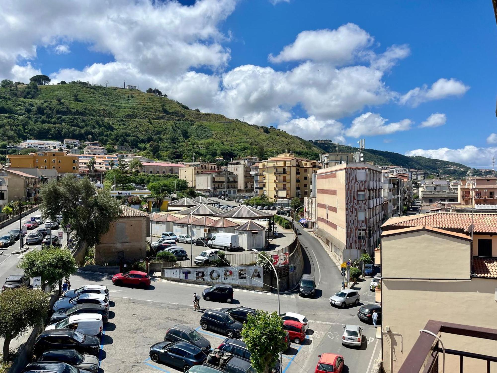 Donna Carmela Tropea